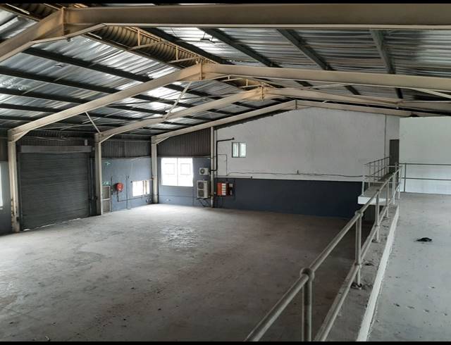 1,538M² FACTORY TO LET IN WESTMEAD